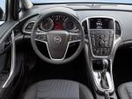 Opel Astra Sedan 2013 года